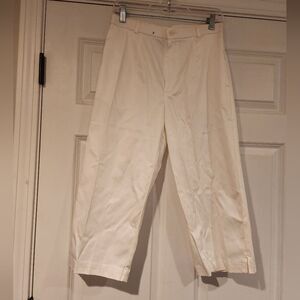 Jara high waisted White capris Pants Size 10